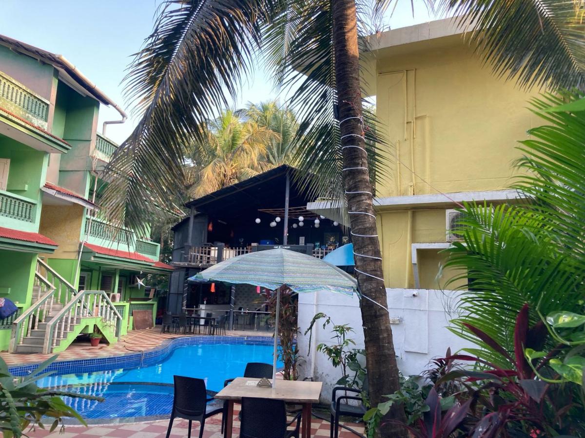 A Canoa Beach Resort Calangute 2*, фото 9