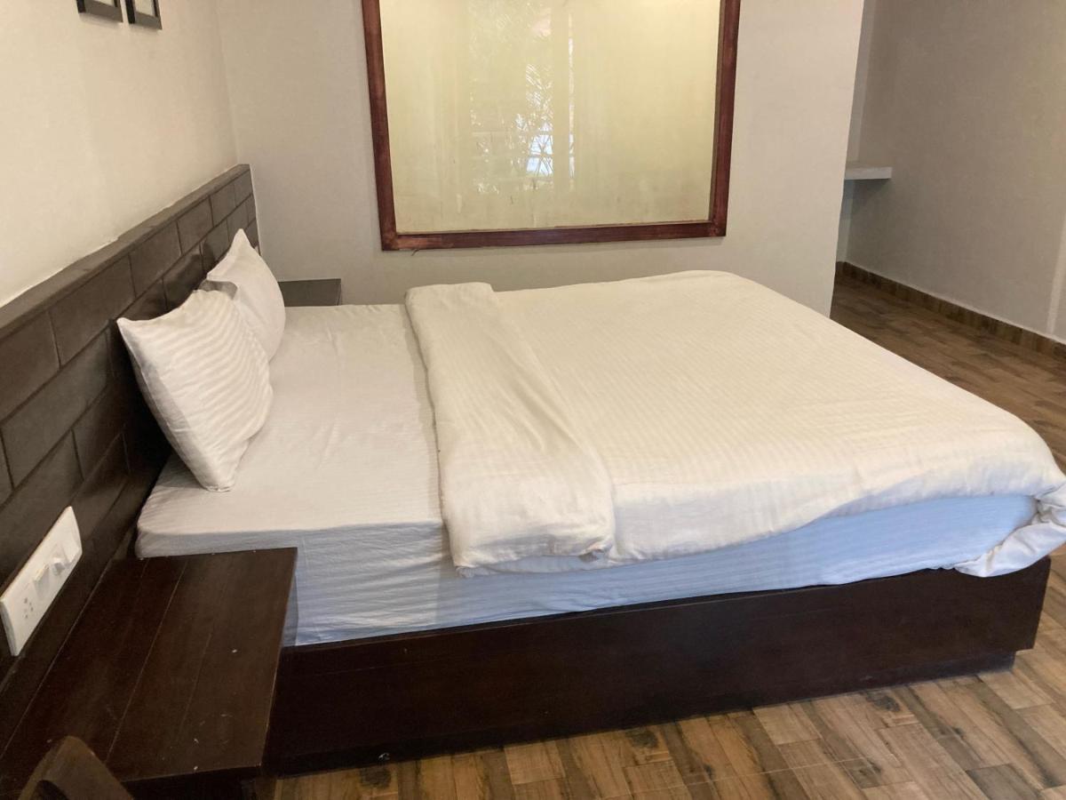 A Canoa Beach Resort Calangute 2*, фото 14