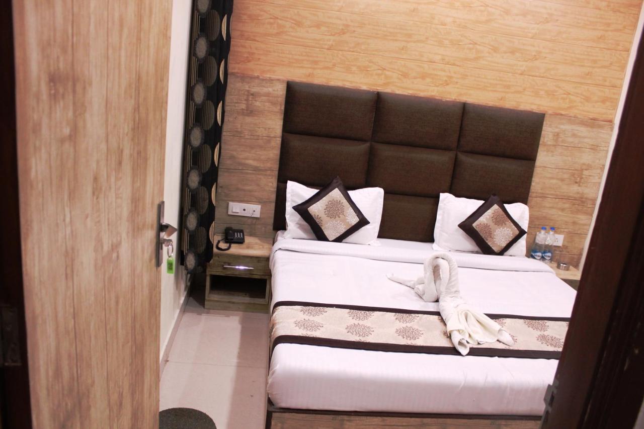 Krishna Sea Coin Hotel 3*