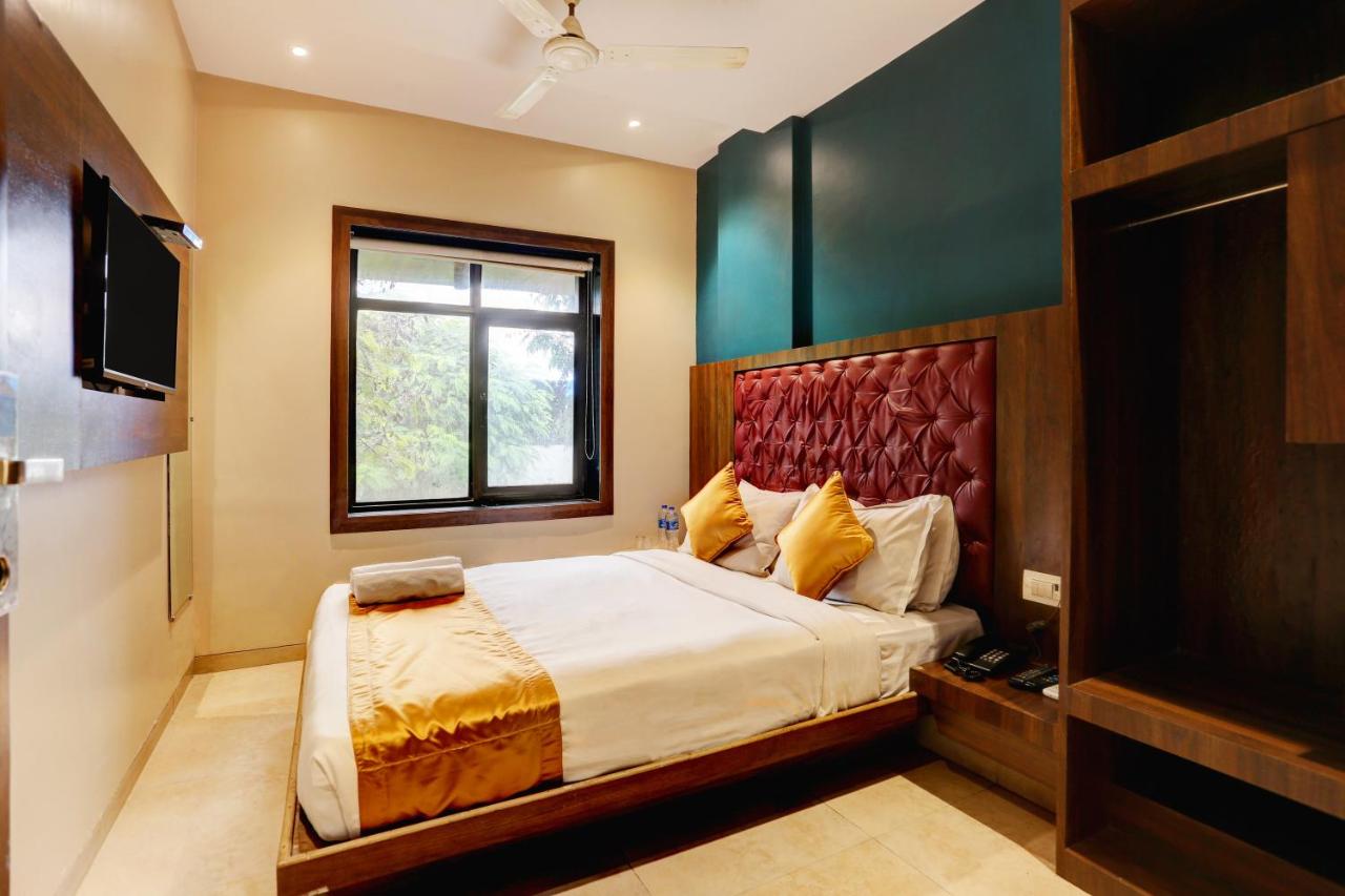 Sea Breeze Inn 2*