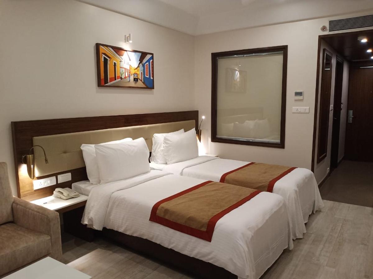 Sobit Sarovar Portico 4*, фото 12
