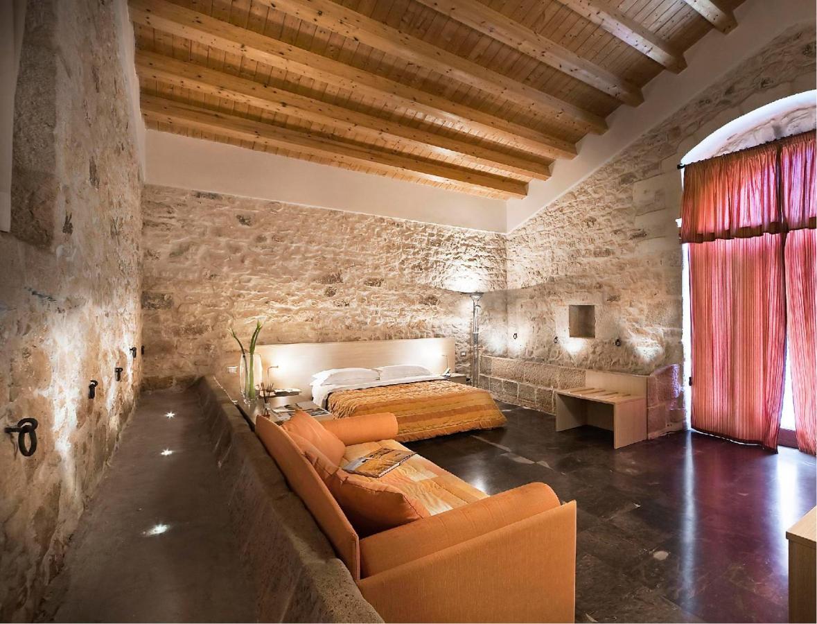 Casato Licitra 4*