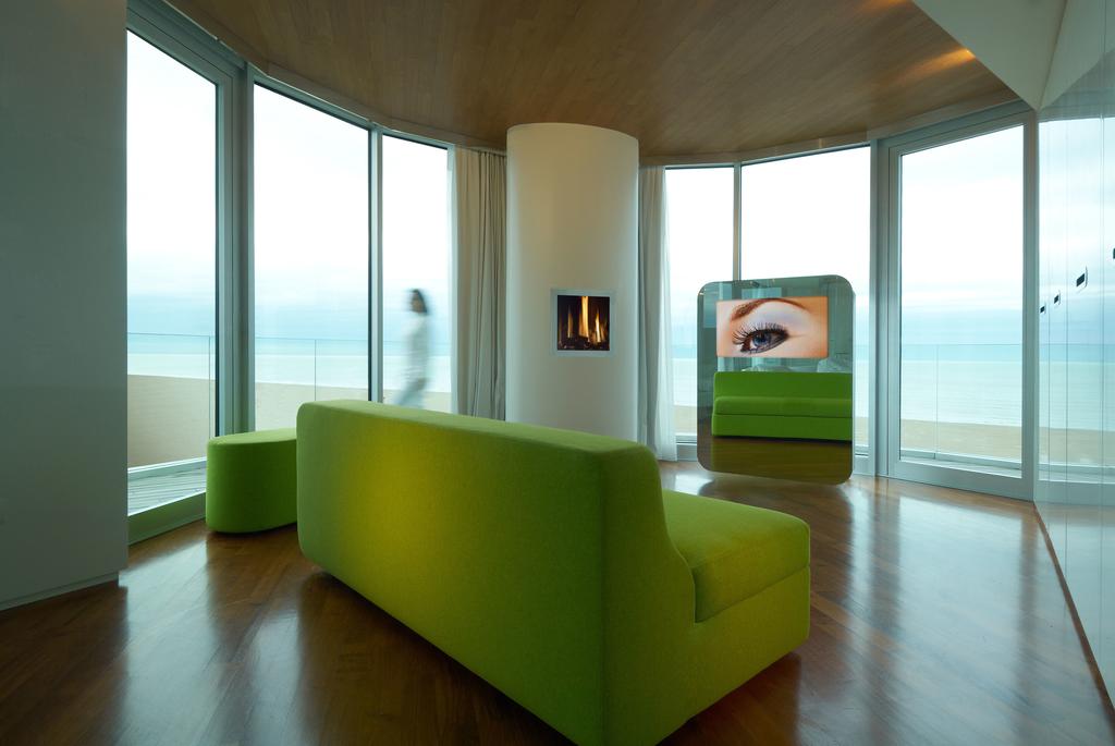 I-Suite Hotel 5*, фото 8