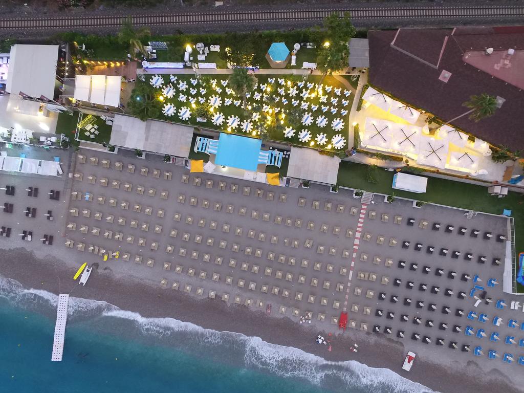 Hotel Caparena & Wellness Club 4*
