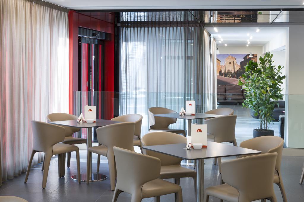 Bologna Fiera Hotel 4*