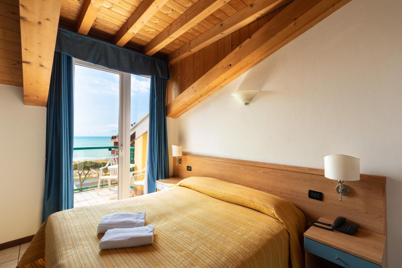 Hotel Kennedy Lido Di Jesolo 3*