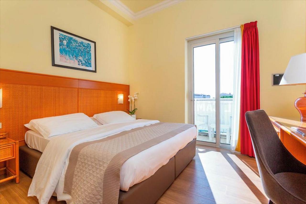 Principe Palace 4*