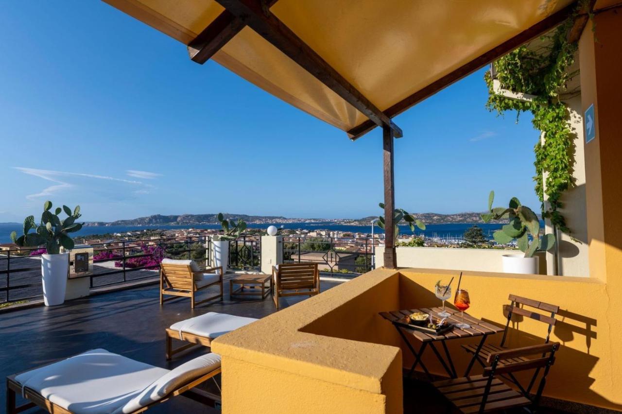 Palau 4*