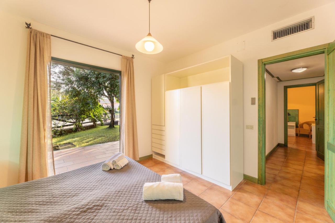 Residence I Mirti Bianchi 3*