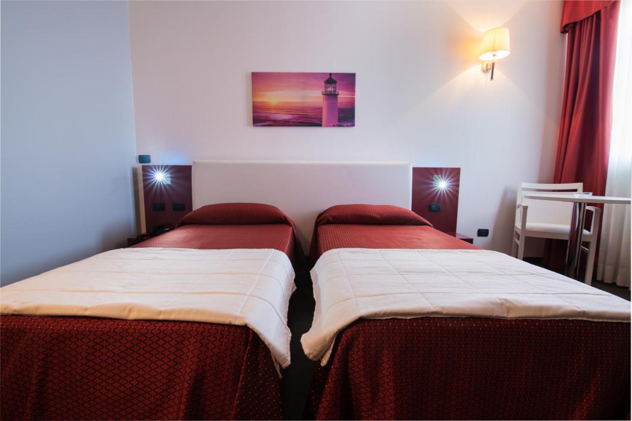 Una Hotels Mediterraneo Milano 4*, фото 15