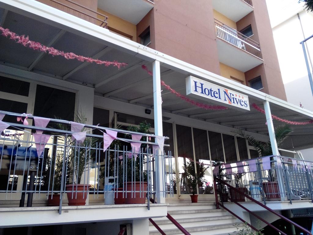 Hotel Nives 3*