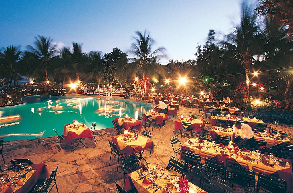Sandies Tropical Village 4*