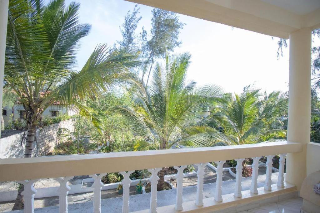 Jumbo Resort Watamu 4*, фото 11