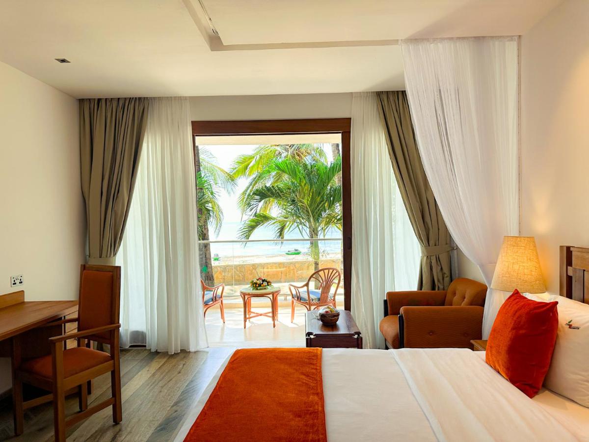 Travellers Beach 4*