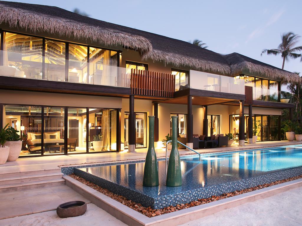 Velaa Private Island 5*