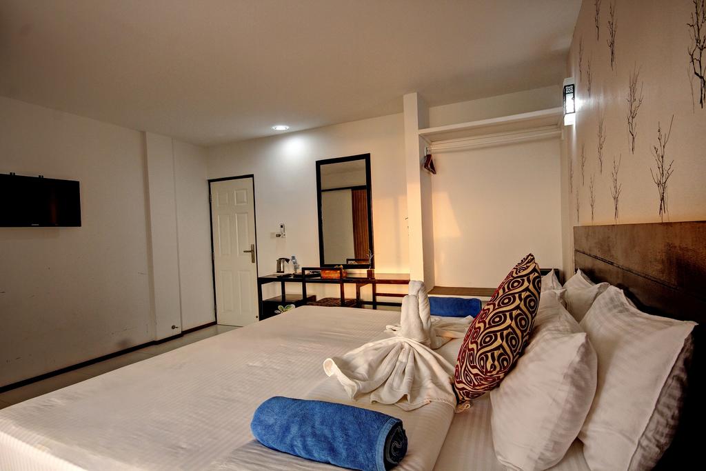 Crown Beach Hotel Maldives 4*, фото 12