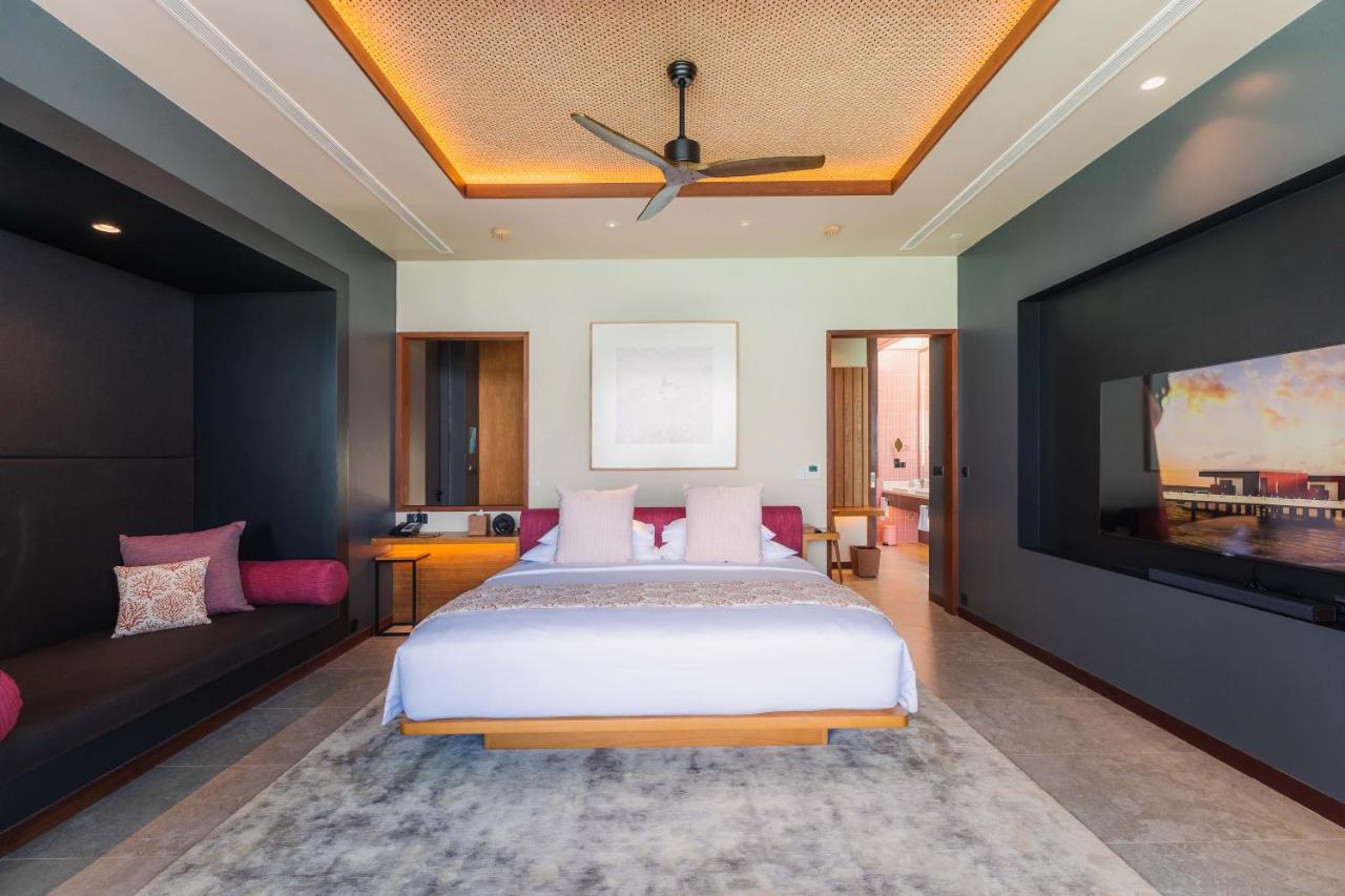 Veligandu Maldives Resort Island 5*