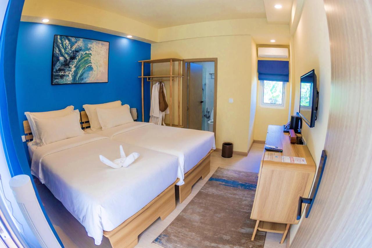 Innahura Maldives Resort 3*