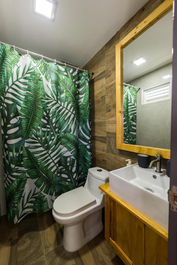 Isla Dhiffushi GUEST HOUSE, фото 7