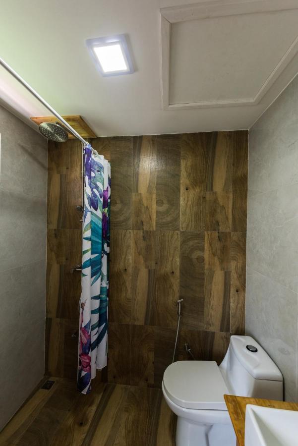 Isla Dhiffushi GUEST HOUSE, фото 15