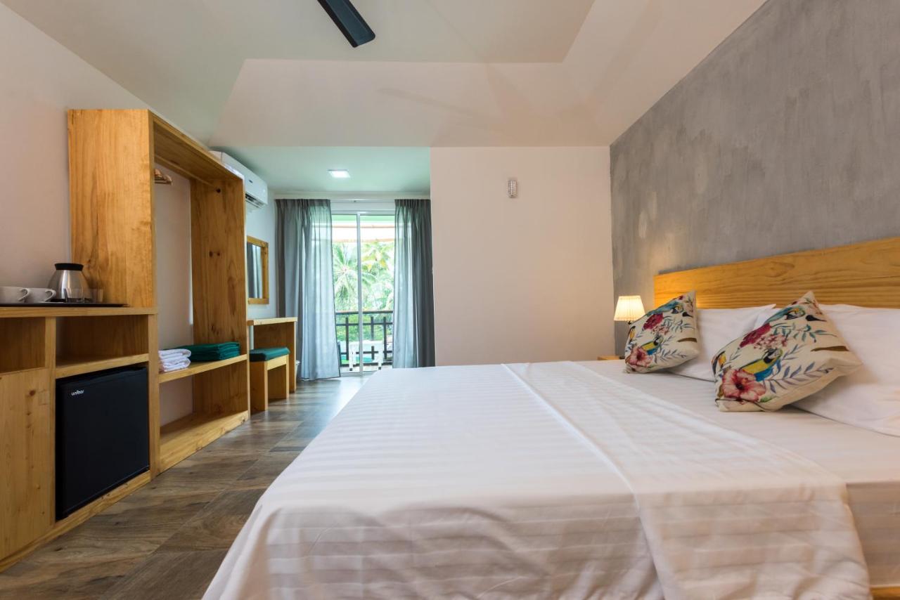 Isla Dhiffushi GUEST HOUSE, фото 16