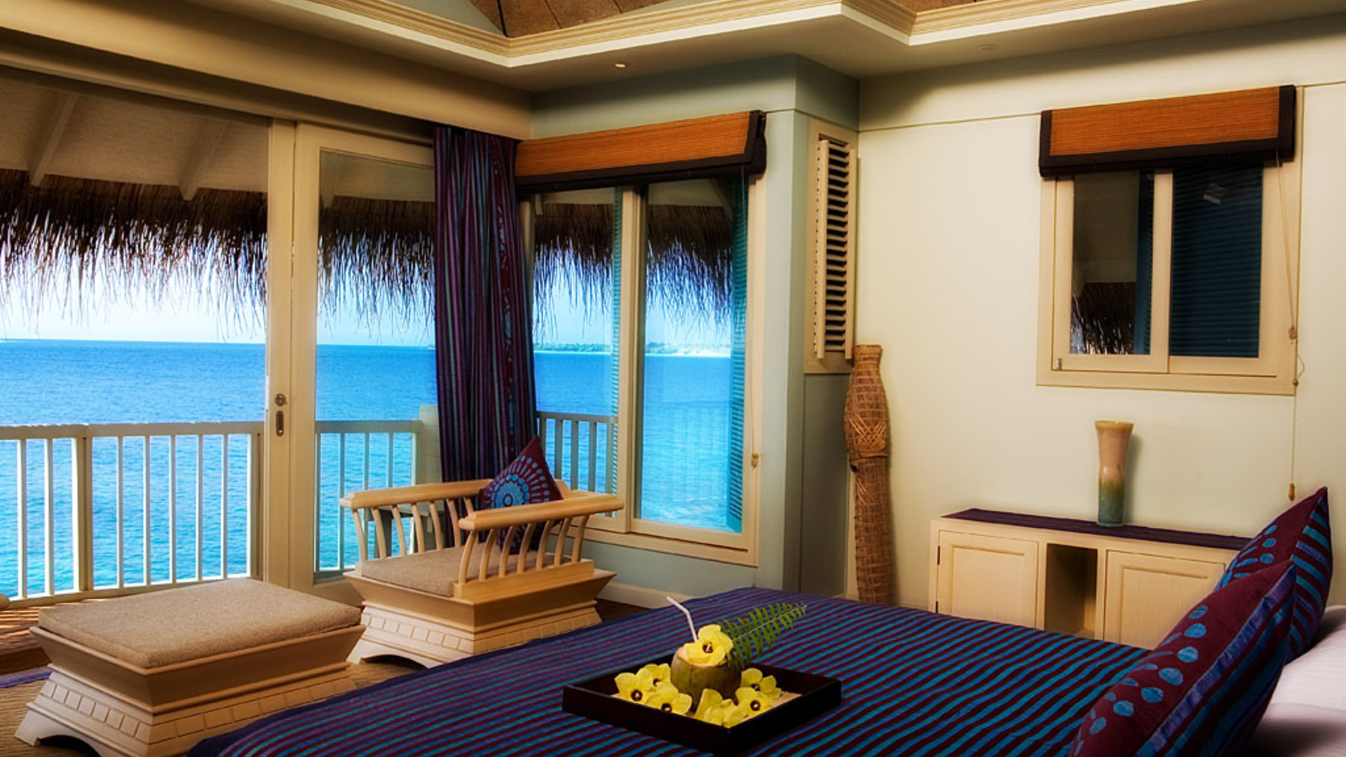 J Resort Alidhoo 4*, фото 13