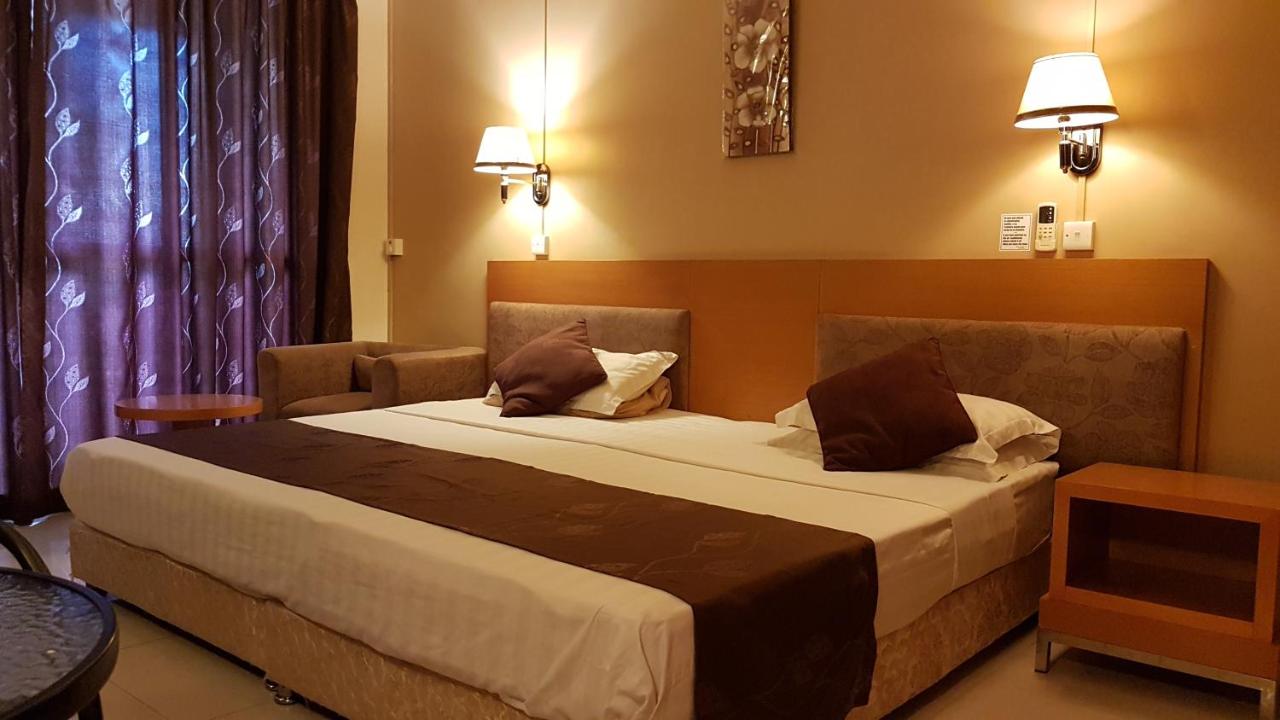 Monalysa St Honore Apartment & Studio 3*