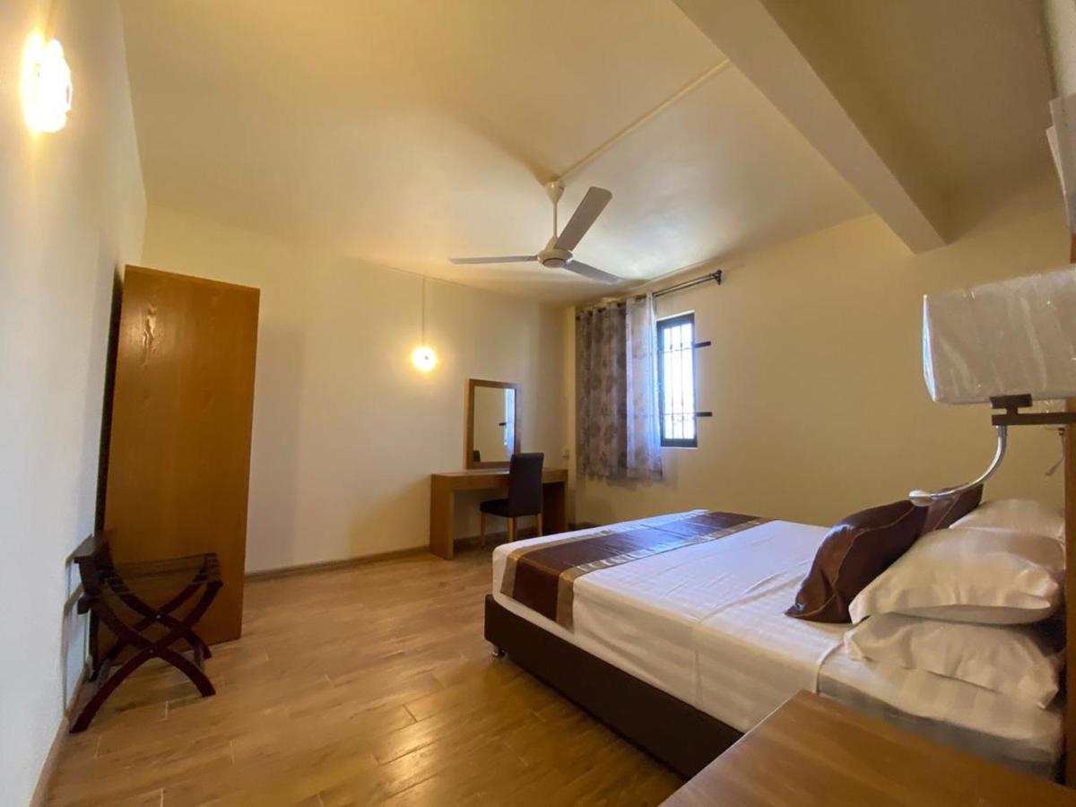 The Monalysa Suites & Residence 3*