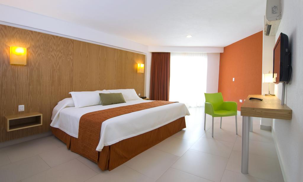 Ramada Cancun City 3*, фото 3