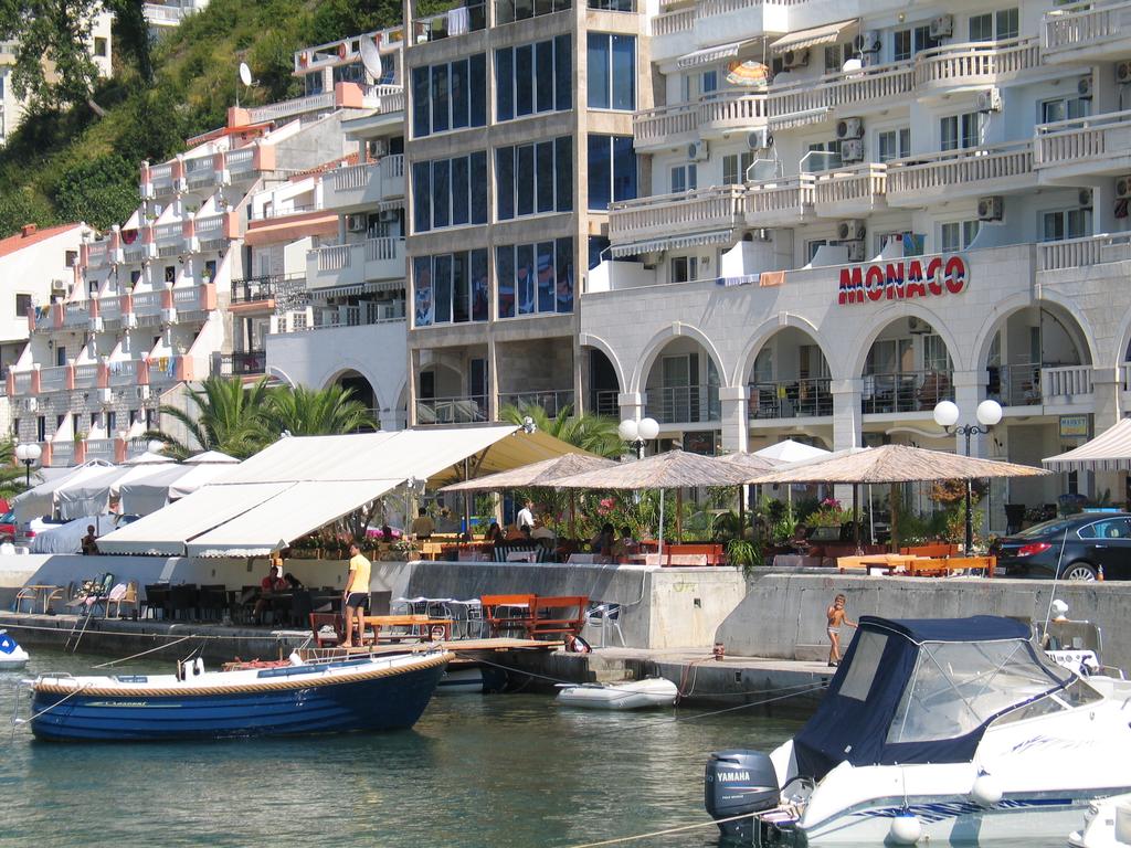 Monaco 4*