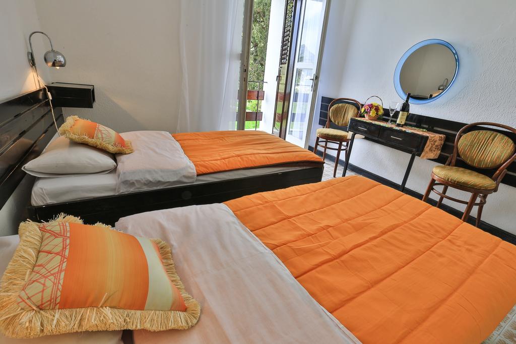 Juzno More Hotel 2*, фото 4