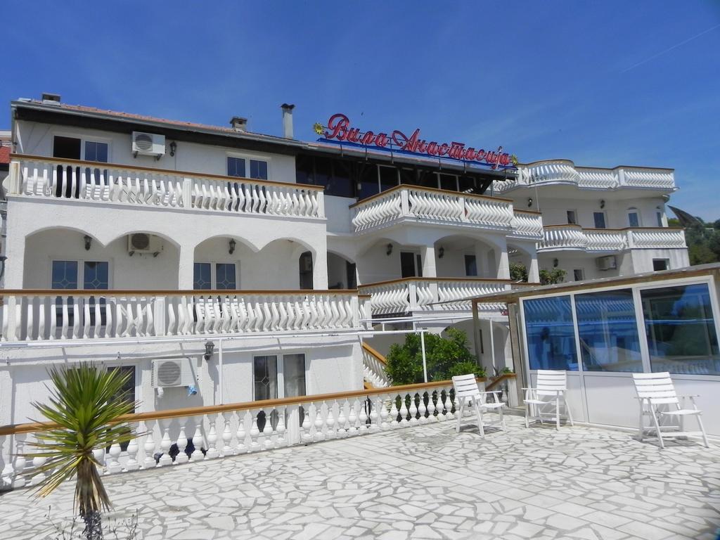 Villa Anastasija 3*