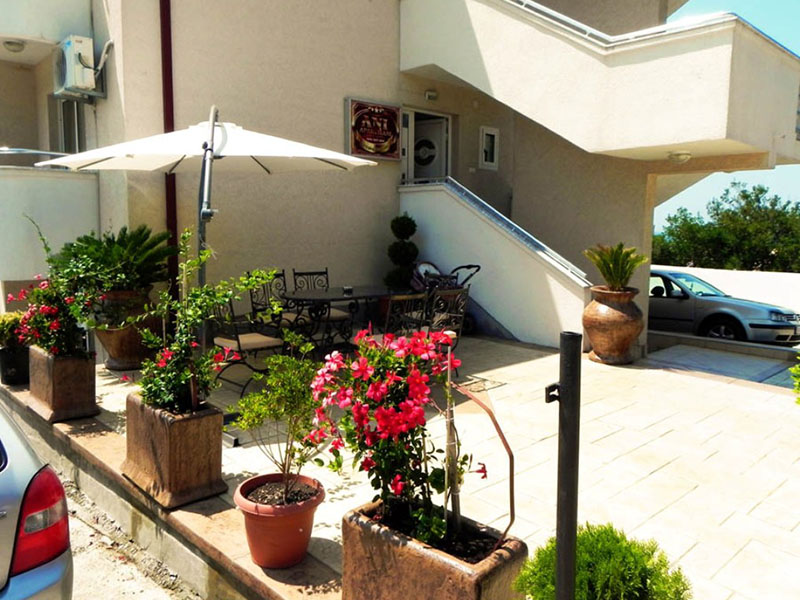 Villa Ani-Apartmani 3*