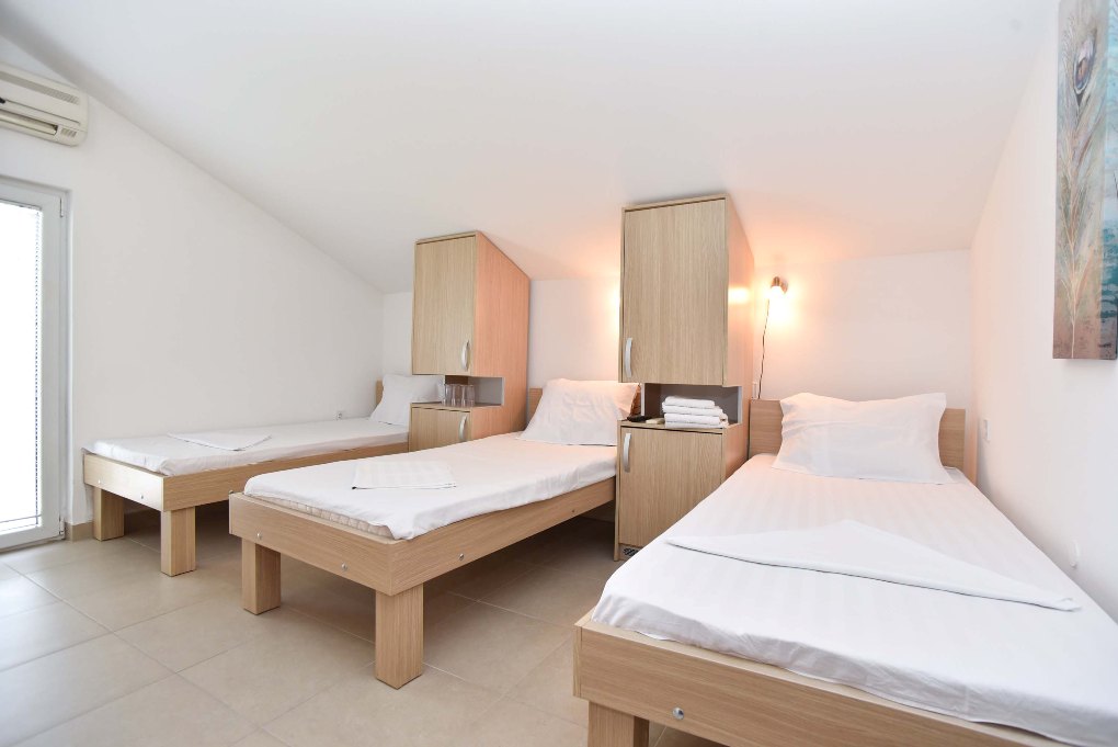 Villa Ivo 3*