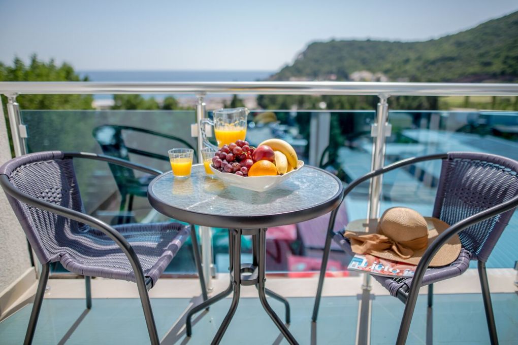 Montenegro New Canj 4*