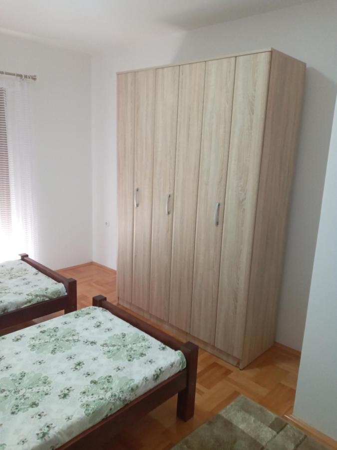 Banbus Apt. 3*