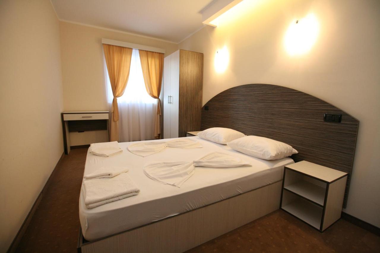 Elena & Marko Apts. 4*