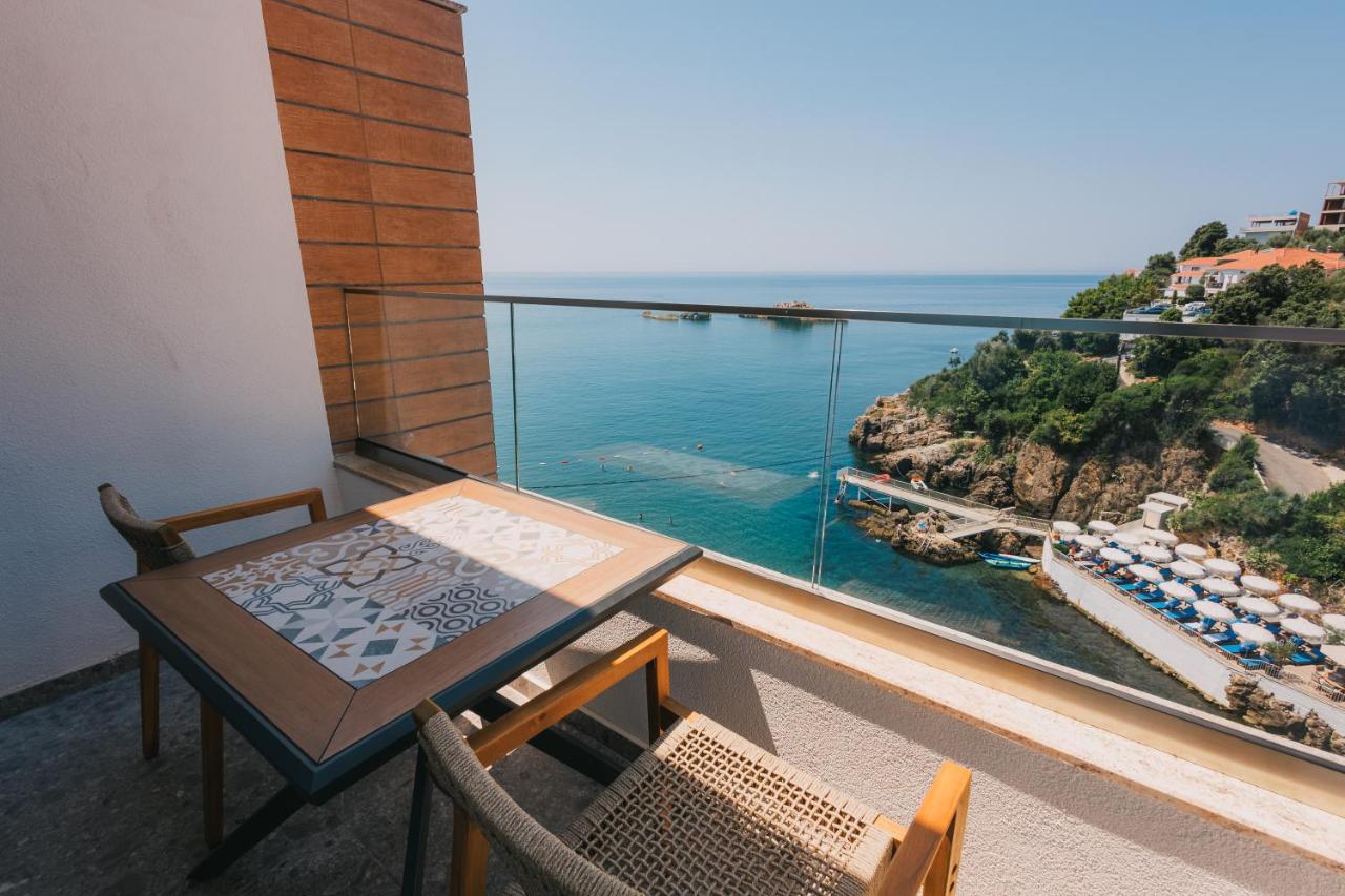HOTEL MEDITERRANEO LIMAN free private beach for hotel guest 4*, фото 3