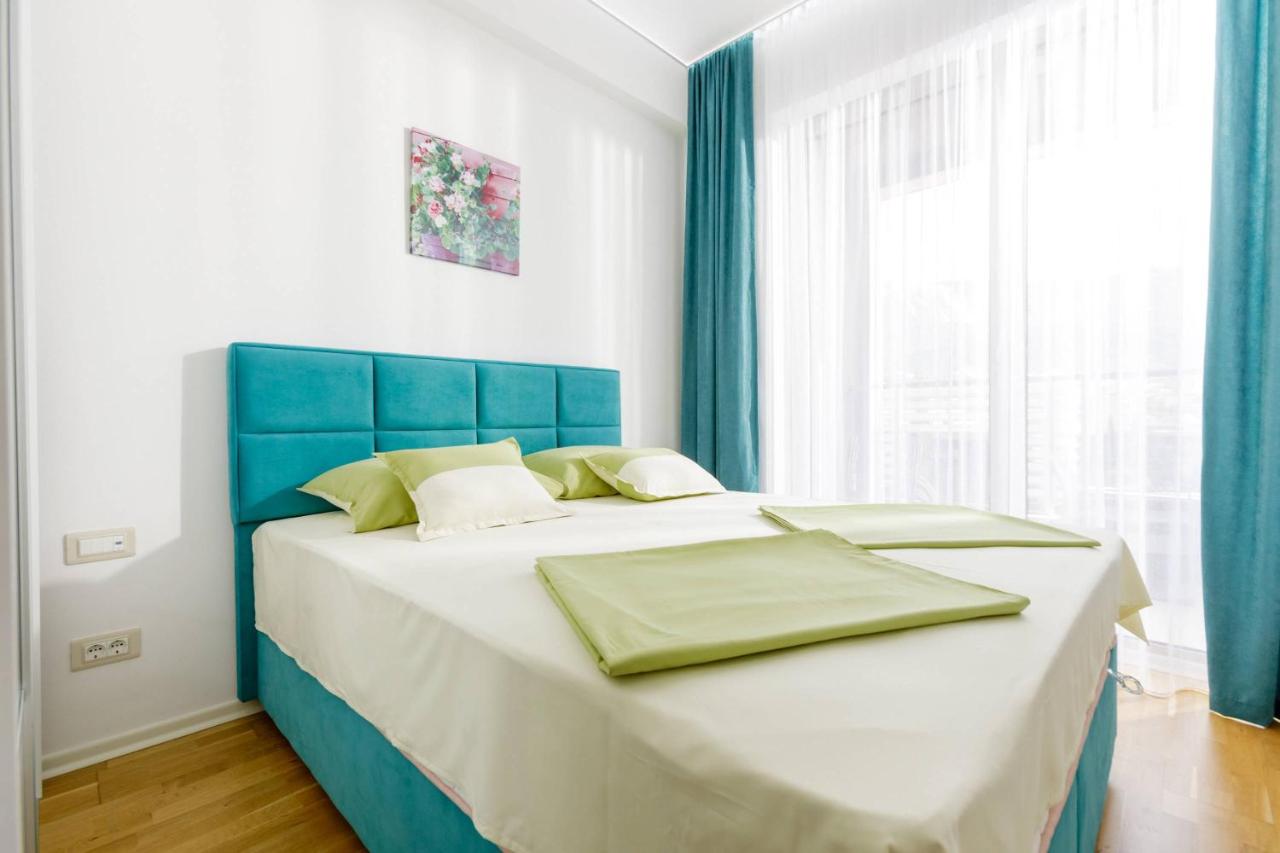 Luxury Harmonia Apartments 3*