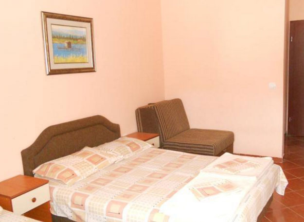 De Lara Hotel 3*