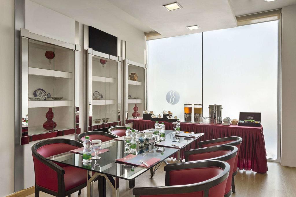 Ramada Qurum Beach 4*, фото 16