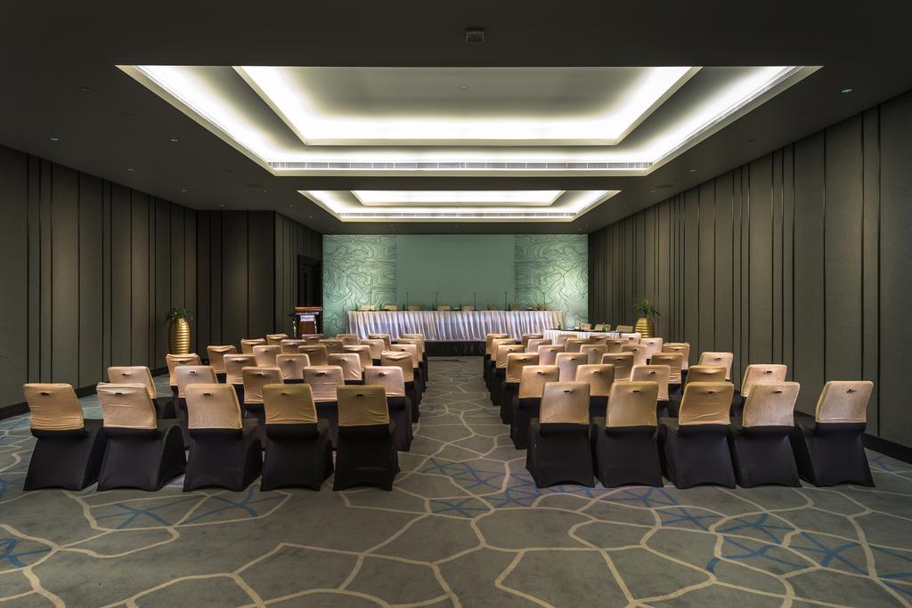 Hormuz Grand Hotel 5*, фото 8