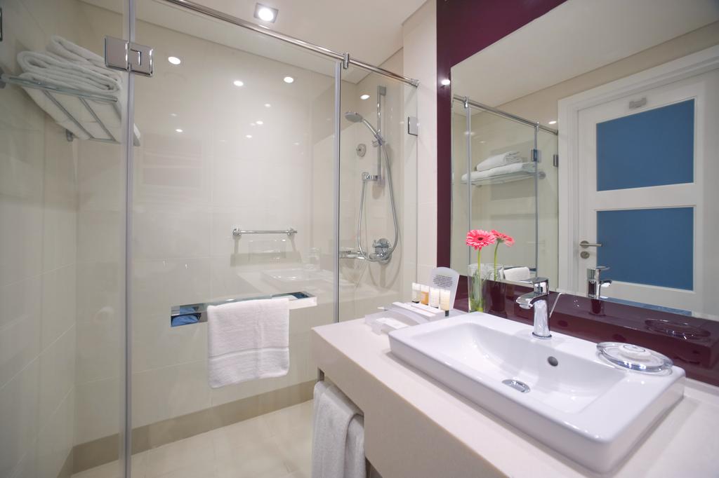 Holiday Inn Muscat Al Seeb 4*, фото 10