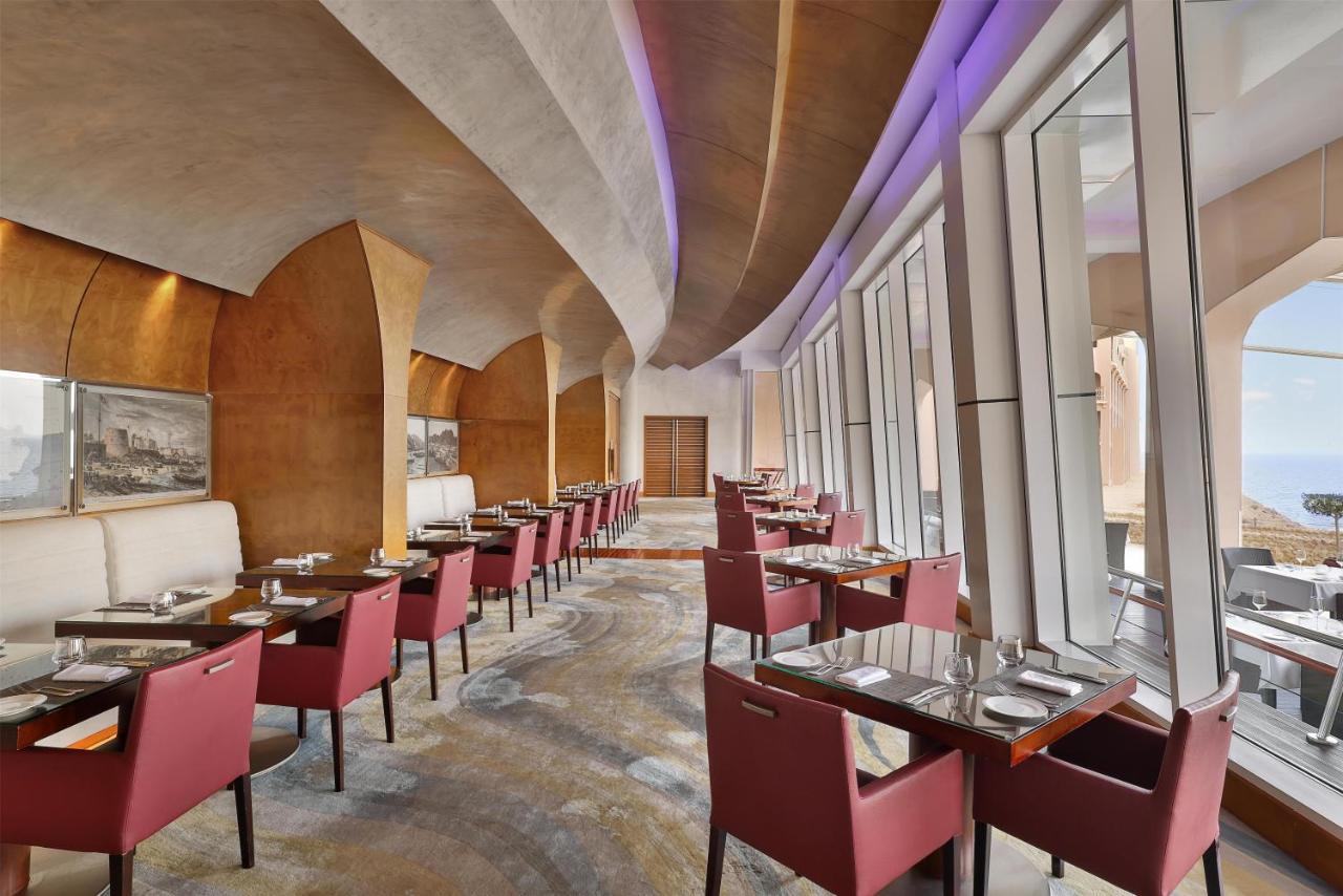 Al Husn Hotel Muscat 5*, фото 15