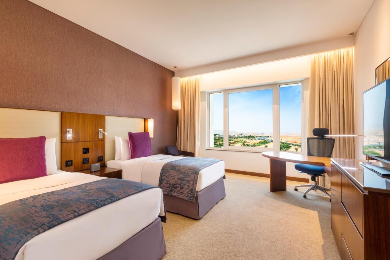 Crowne Plaza Muscat Oman Convention & Exhibition Centre 5*, фото 13