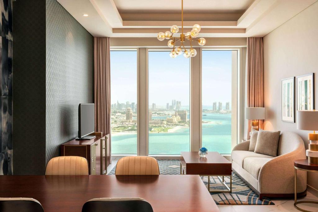 Wyndham Grand Doha West Bay Beach 5*, фото 11
