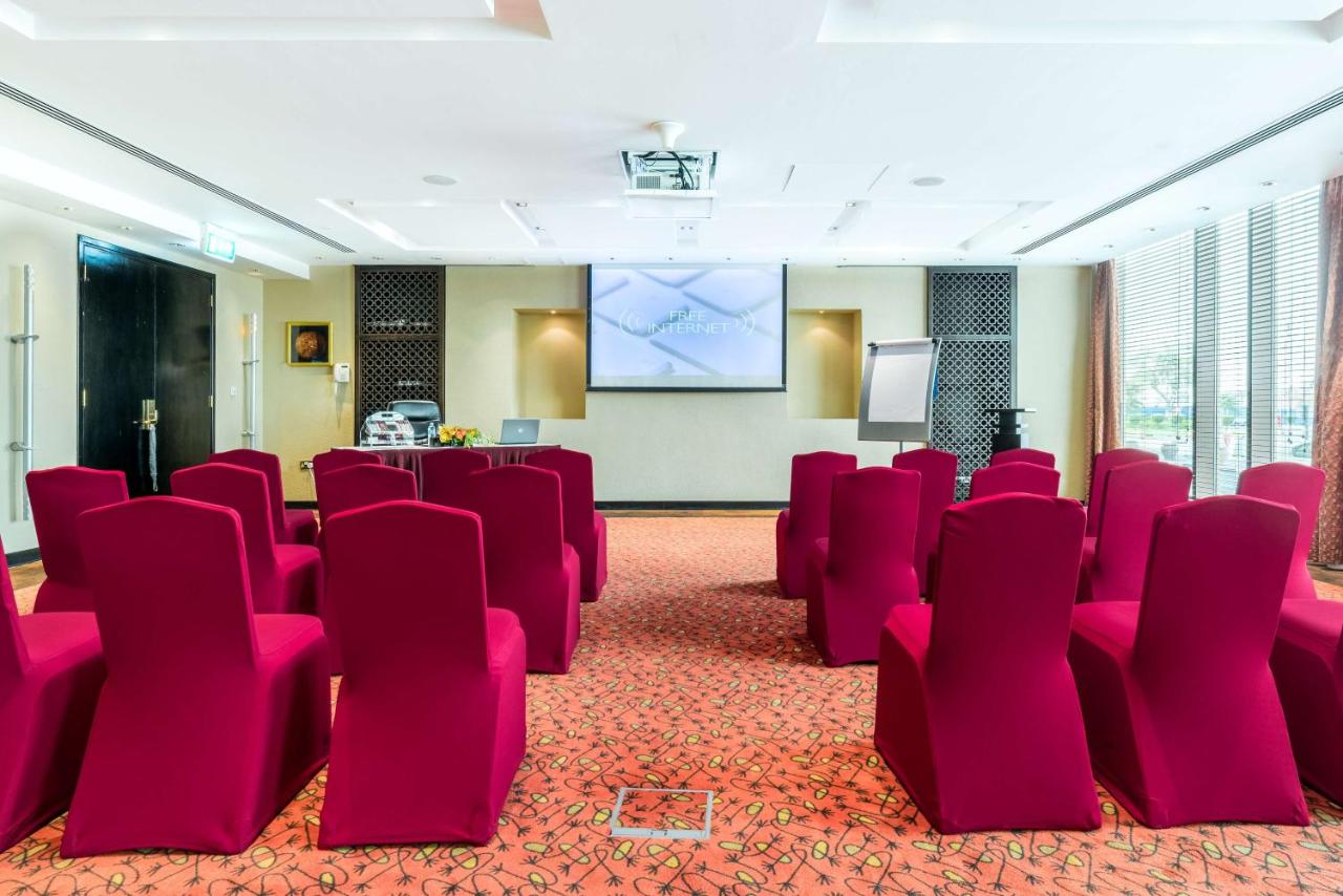 Radisson Blu Hotel Doha 5*, фото 7