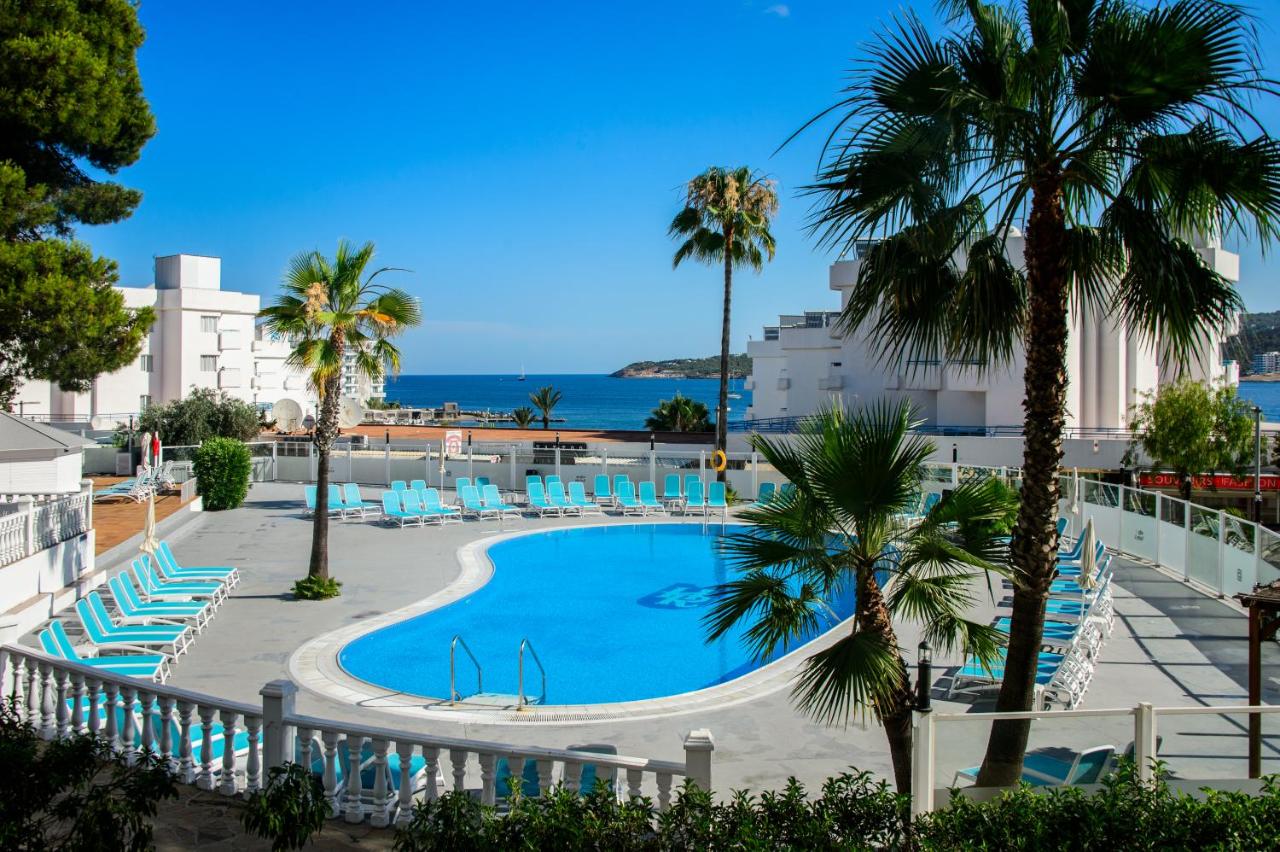 Vibra Riviera Apartments 3*