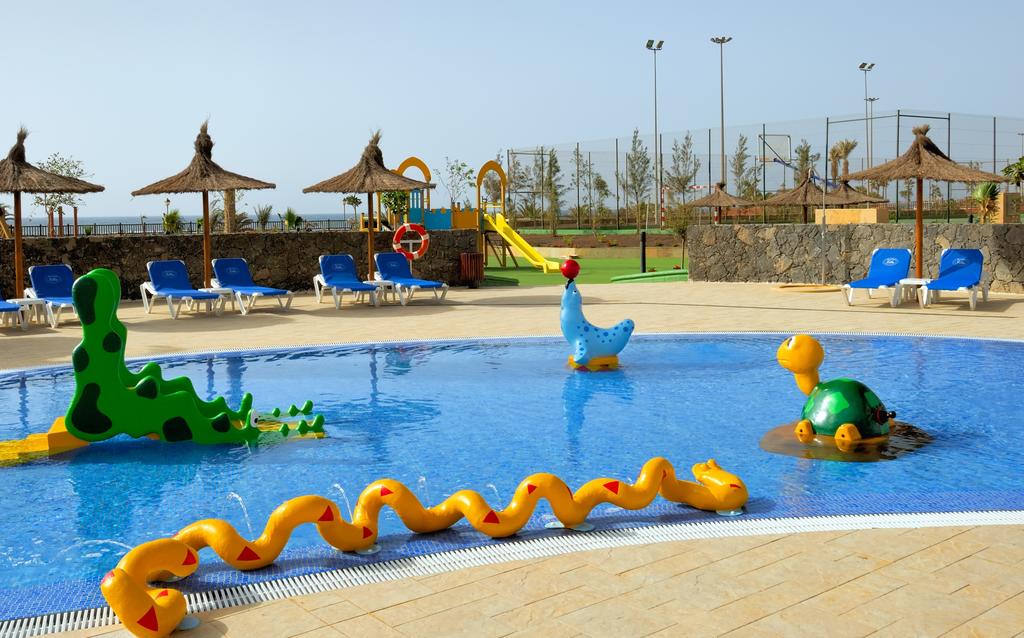 Elba Carlota Beach and Convention Resort 4*