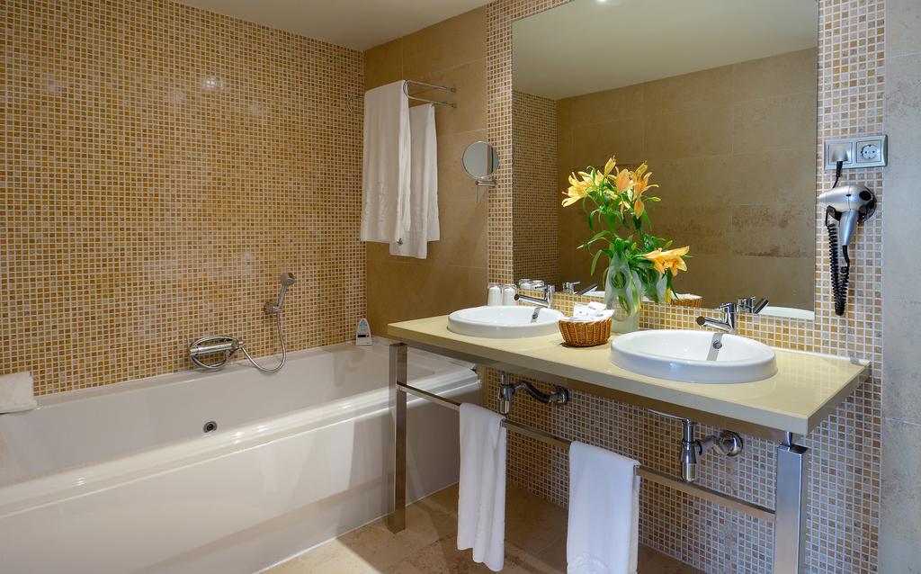 Elba Carlota Beach and Convention Resort 4*, фото 14